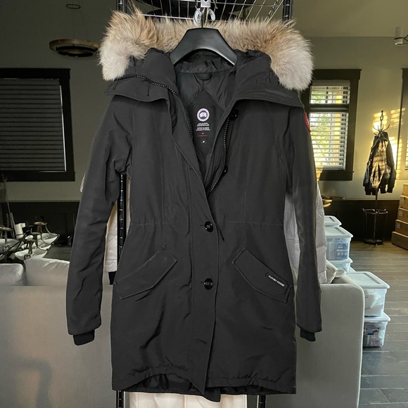 Canada Goose Rossclair Parka - Picture 8 of 16